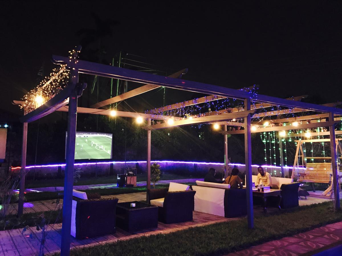 Sweet Garden Hotel Kumasi Luaran gambar