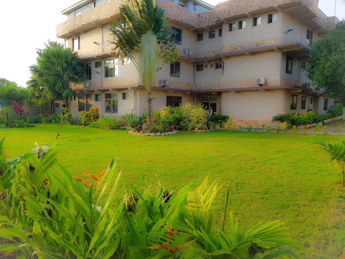 Sweet Garden Hotel Kumasi Luaran gambar