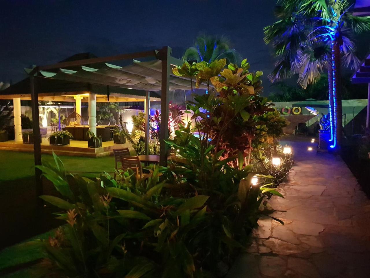 Sweet Garden Hotel Kumasi Luaran gambar