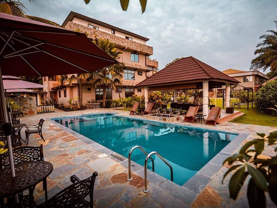 Sweet Garden Hotel Kumasi Luaran gambar