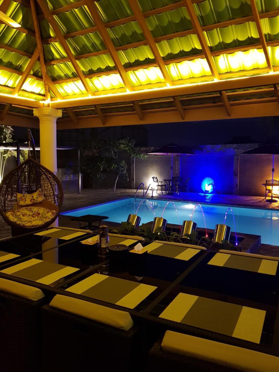 Sweet Garden Hotel Kumasi Luaran gambar